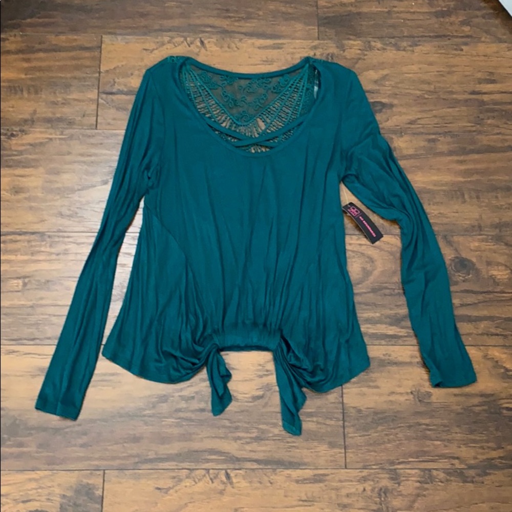 No Boundaries Long Sleeved Top